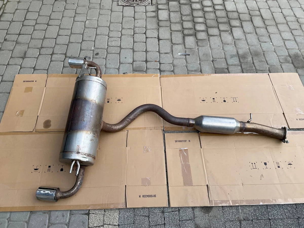 Avgassystem Toyota Yaris GR - Använd