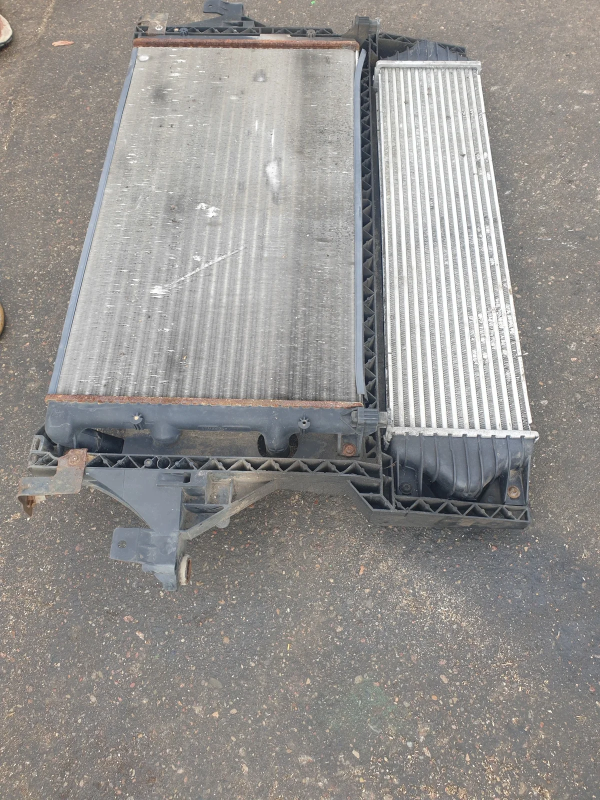 Kühler für Renault Master II 2.5 dCi image 5