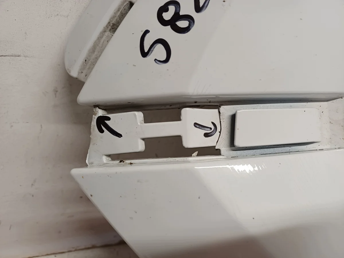 Opel Combo E 18- Front Bumper Corner Left image 5