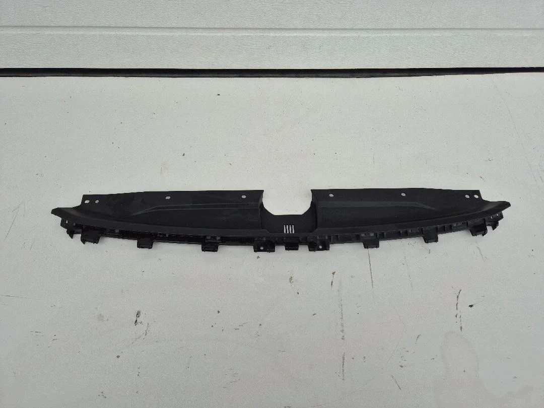 Kia Ceed III - Moldura Painel Frontal Usada