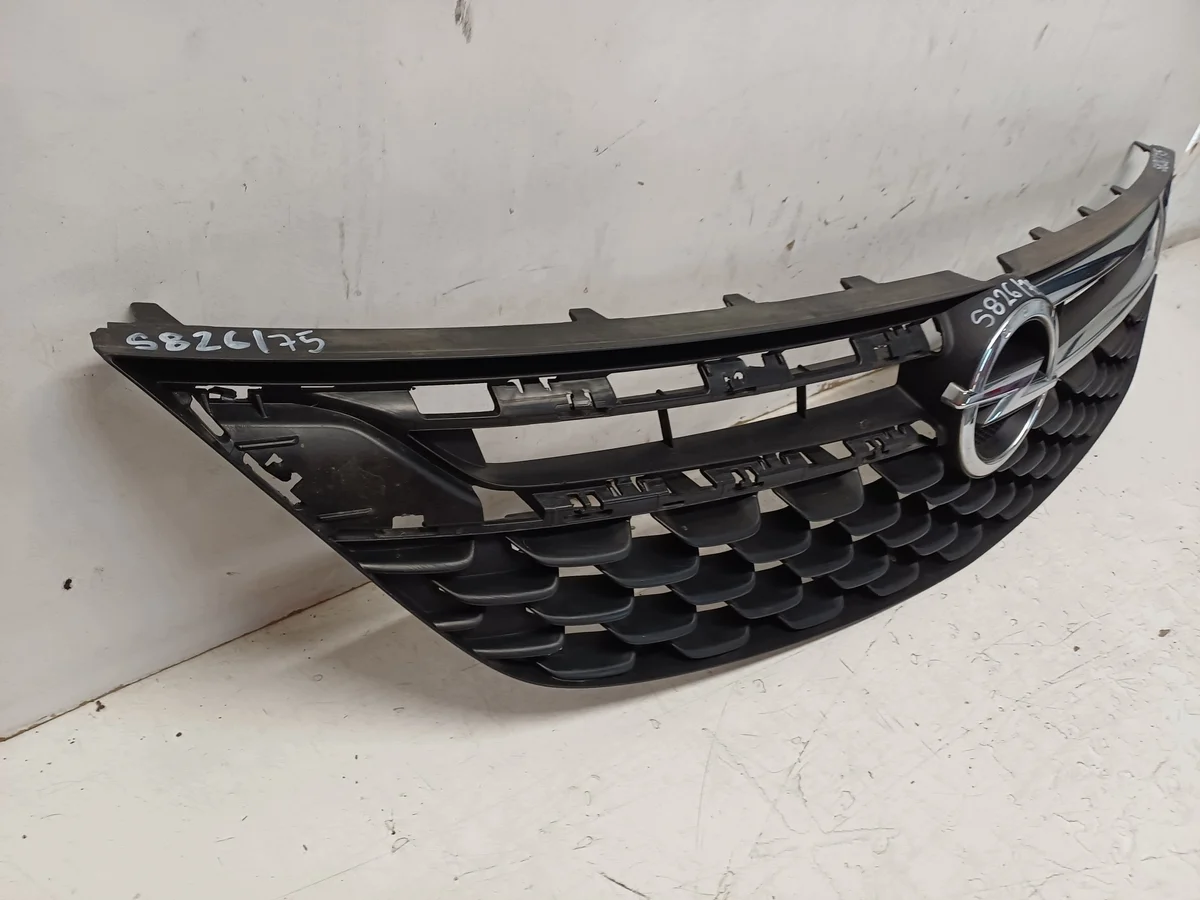 Grelha Opel Astra K 13464791 Usada image 3