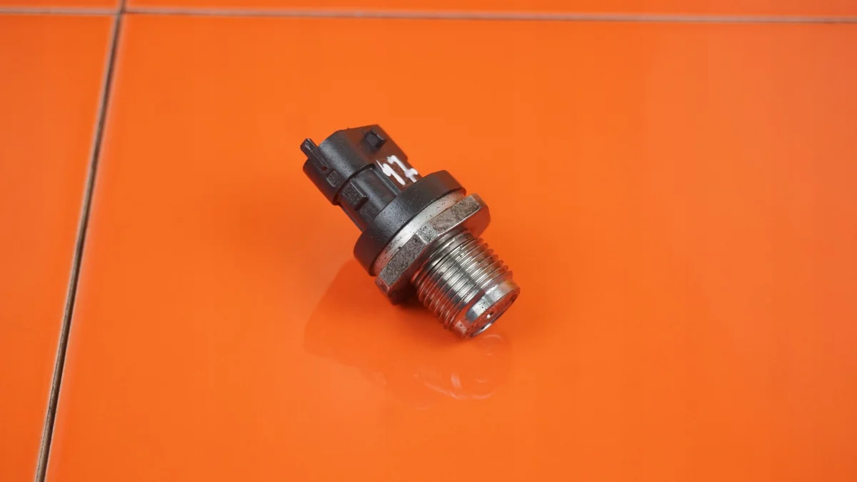 Kraftstoffsensor für Opel 2.0 CDTI B20DTH image 3