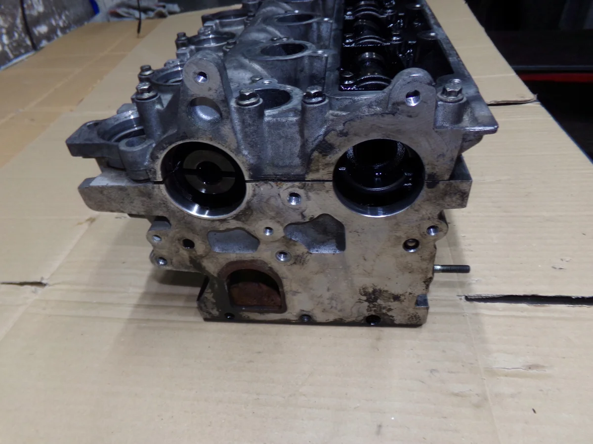 Tapa de culata Ford Focus C-Max 2.0 TDCI image 4