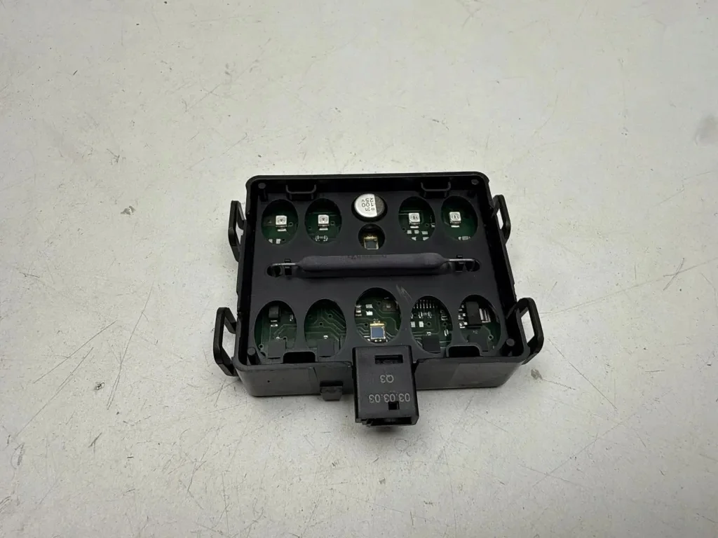 Sensor de Lluvia Mercedes-Benz A2098202426 Usado image 3
