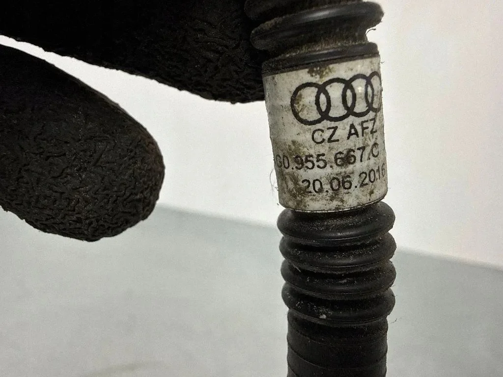 Audi A6 Allroad C7 2016 Spritzerschlauch 4G0955667C image 4