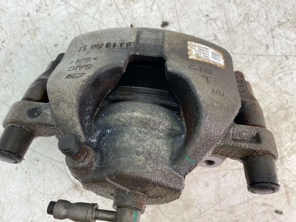 MG MG 4 Brake Caliper Front 10893207 image 4