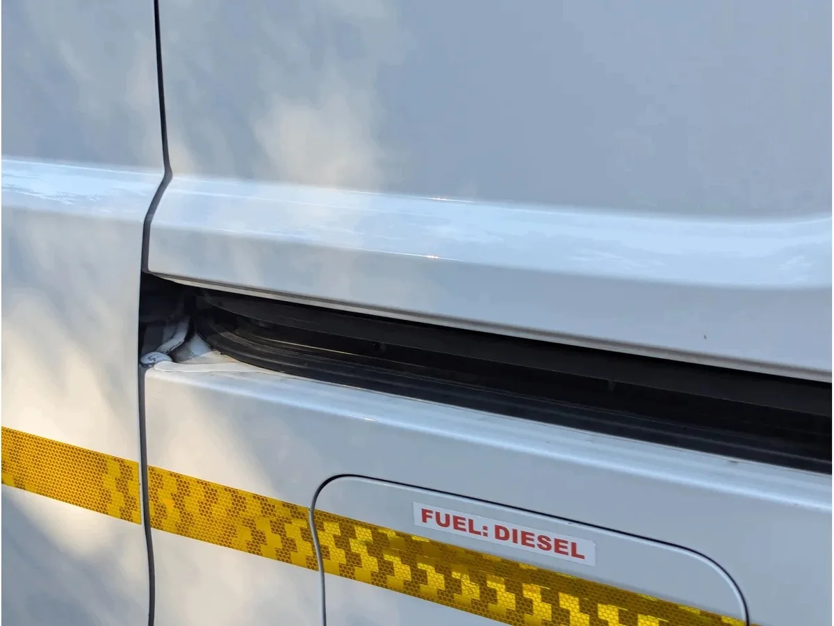 Vauxhall Combo Skjutdörr Bak Vänster 2024 image 5