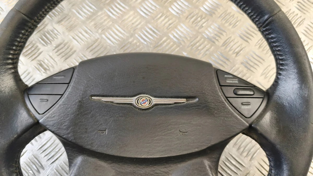 Volant Chrysler Pacifica 2004 3.5B Occasion image 7