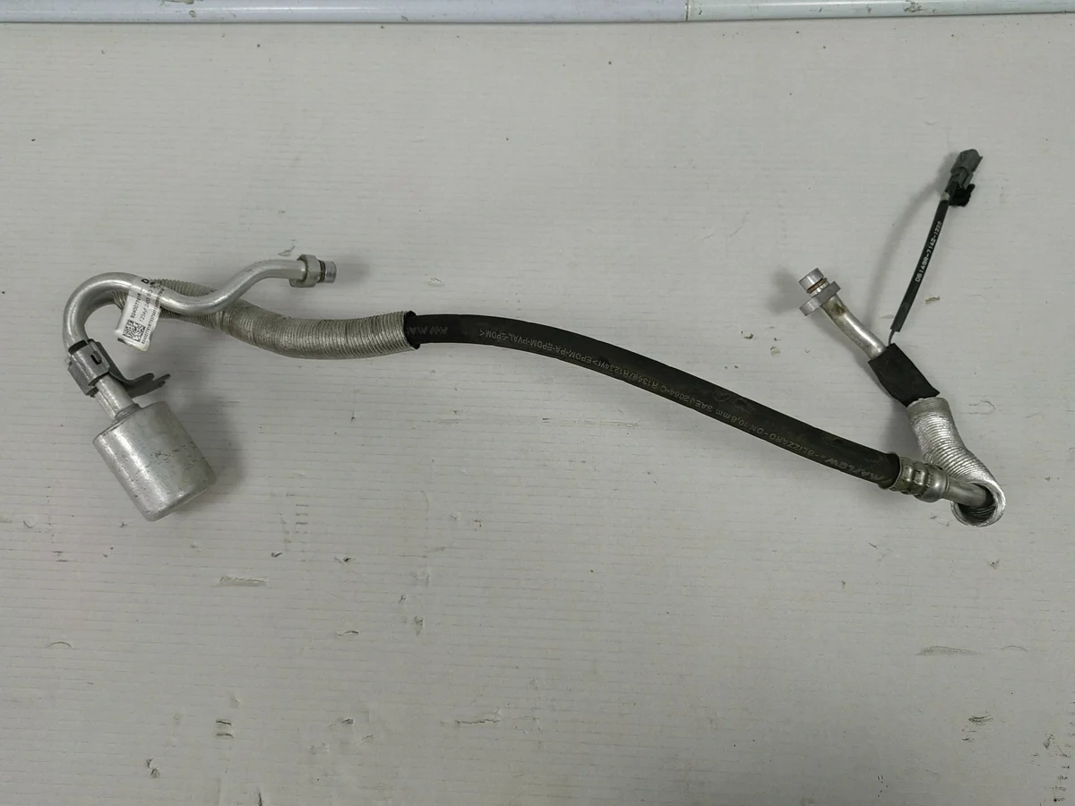 Ilmastointiputki 924007761R Renault Kangoo III IV Z.E.