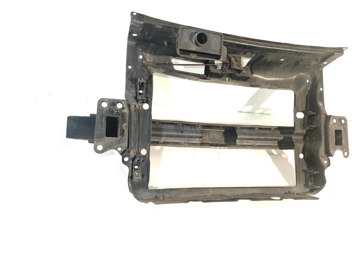 Front Panel VW Fox 05-09 Used TH 0002757 image 8