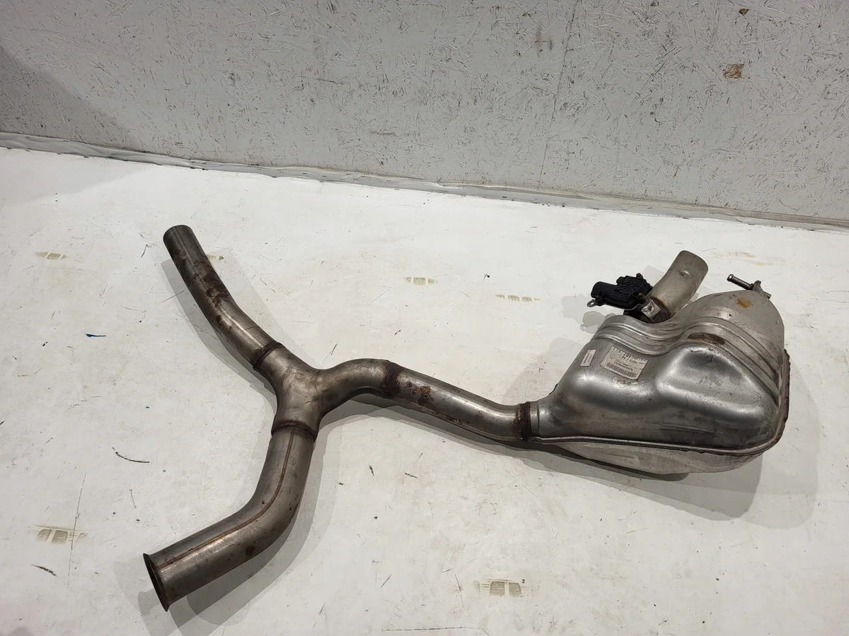 Endschalldämpfer Links Mercedes E300 W213 A2134915201