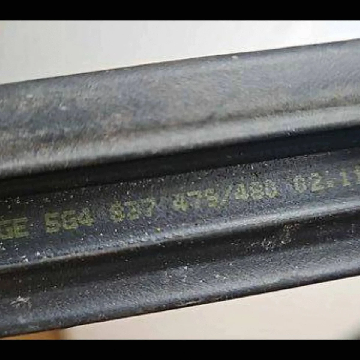 Tätning dörrfönster V. Golf VII Vänster 5G4837479 image 3