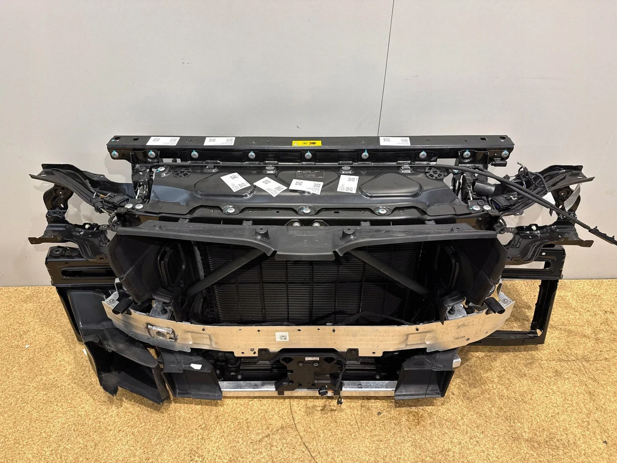 BMW XM G09 Voorste Radiator Grille Set