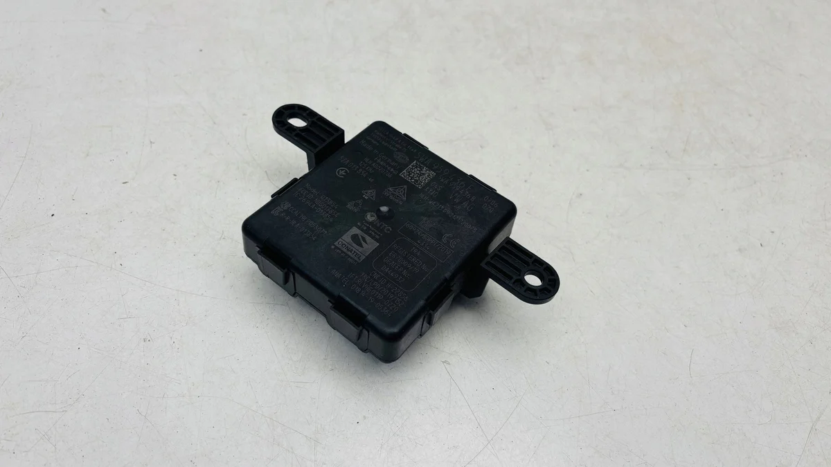 Audi Q4 e-tron Nyckellös Modul 5WA959436F image 3