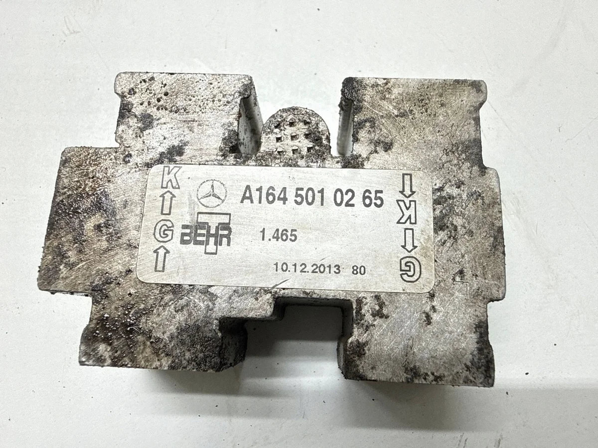 Mercedes-Benz OE A1645010265 Usado