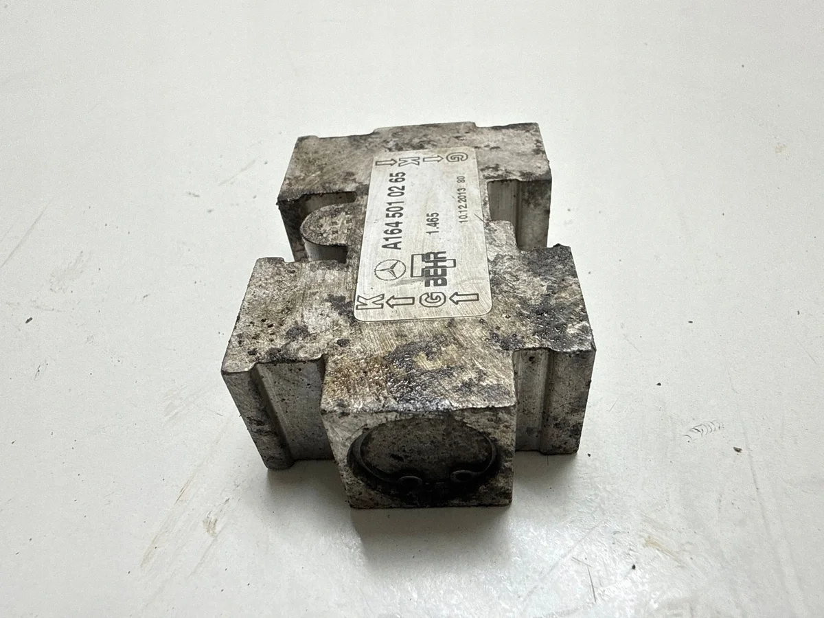 Mercedes-Benz A1645010265 Usato image 4