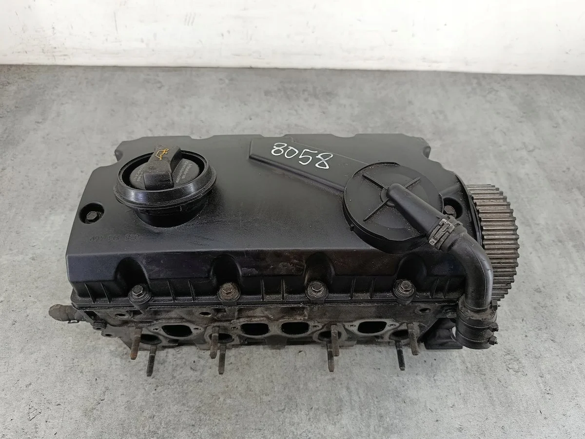 Zylinderkopf VW Passat B6 038103373R gebraucht