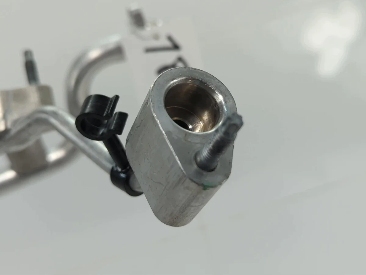 Conduit clim Opel Astra L 9849004380 image 4