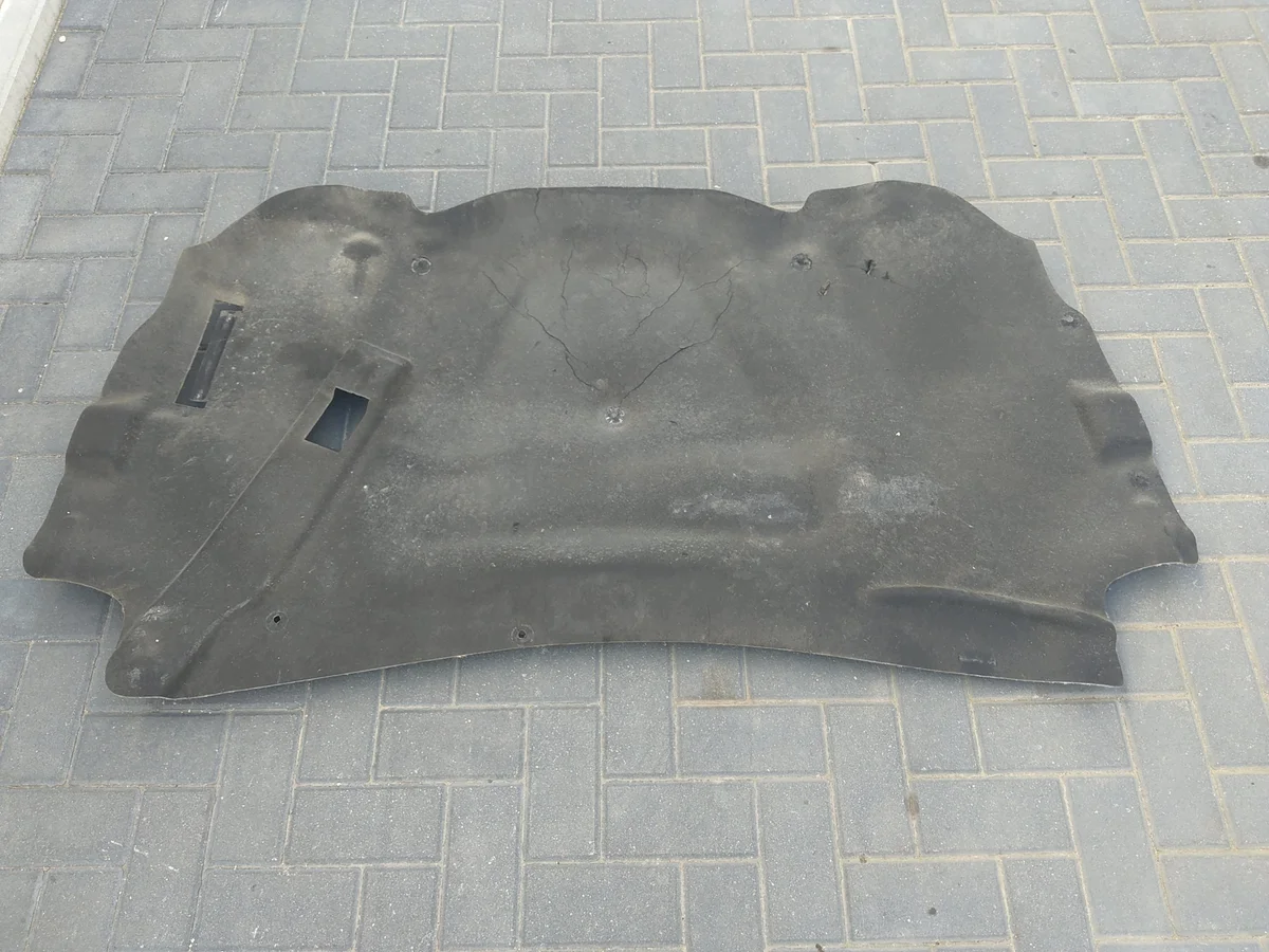 Dodge RAM IV 09- Geluidsisolatie Motorkap