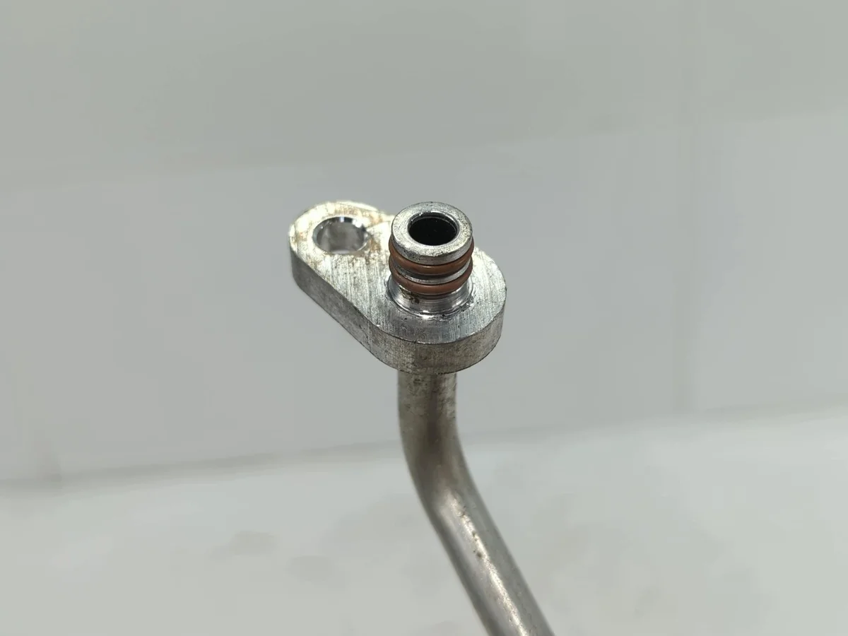 Conduit clim Opel Astra L T818946C image 3