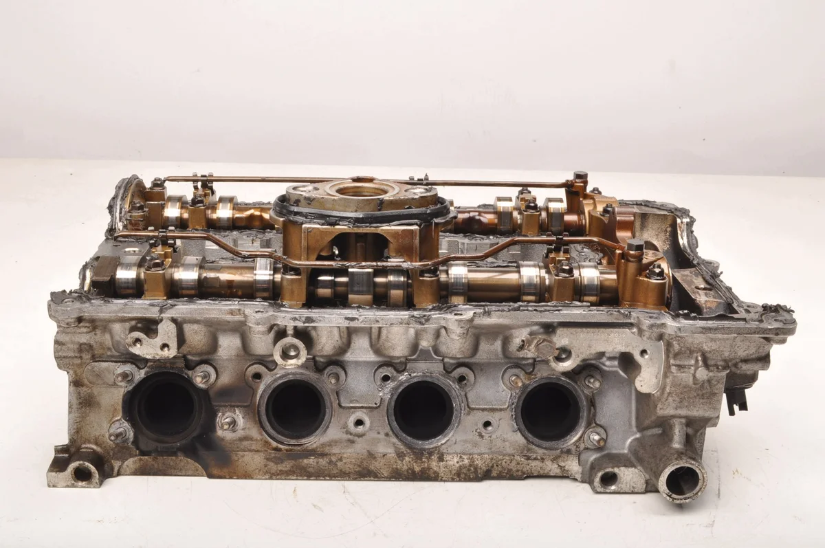 BMW E81 E87 E90 E91 E92 Sylinterinkansi N43B16A image 10