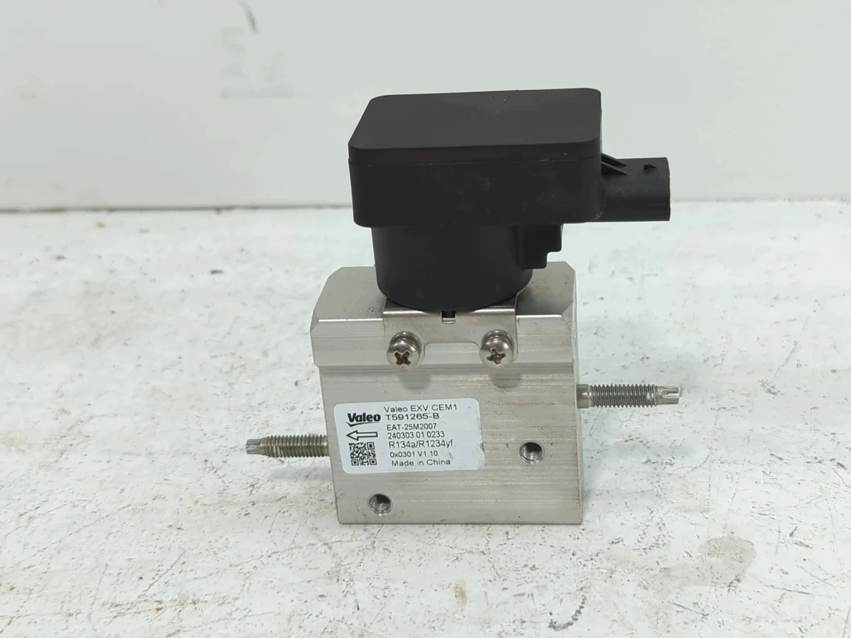Used AC Expansion Valve Opel Astra L T591265-B