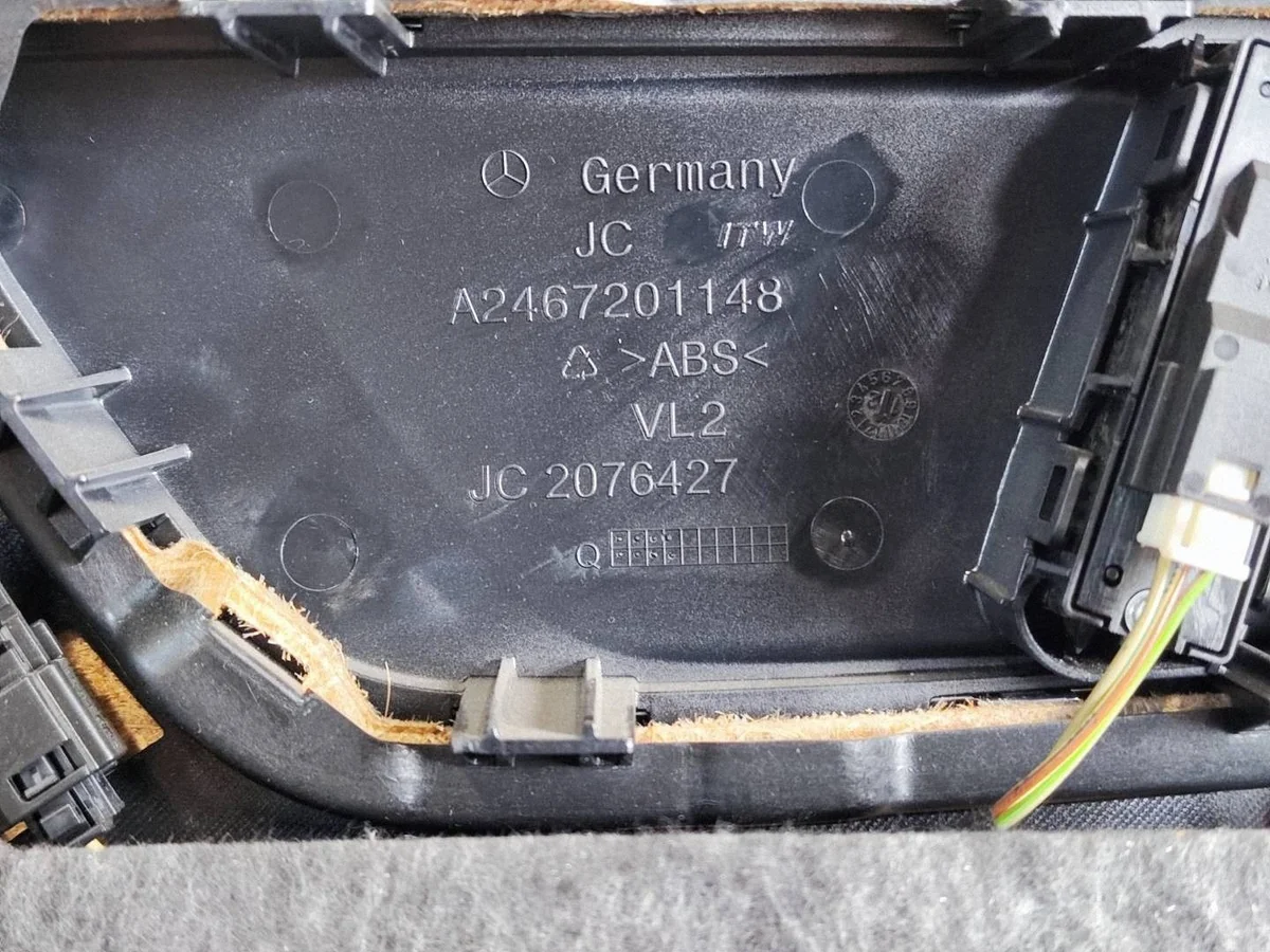 Tapicería Puerta Izquierda Mercedes Clase A W176 image 3