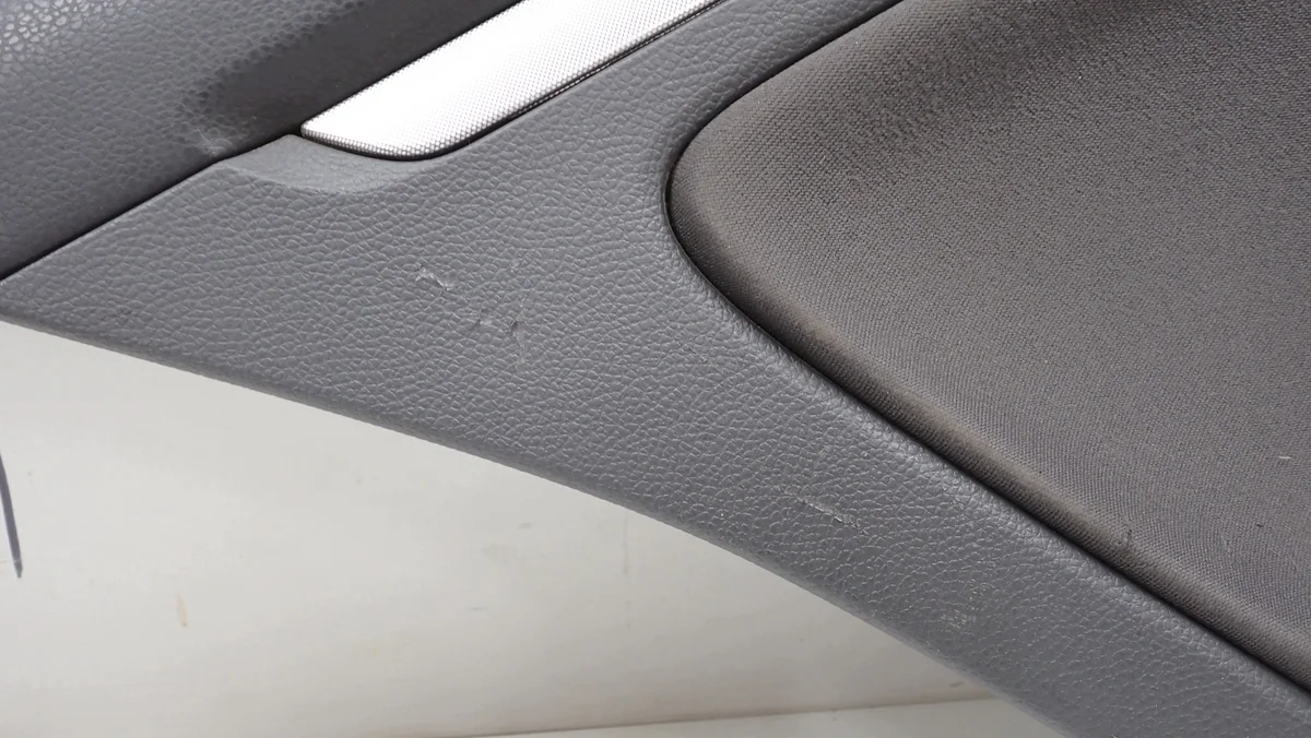 Deurpaneel links achter VW Golf V Kombi image 3