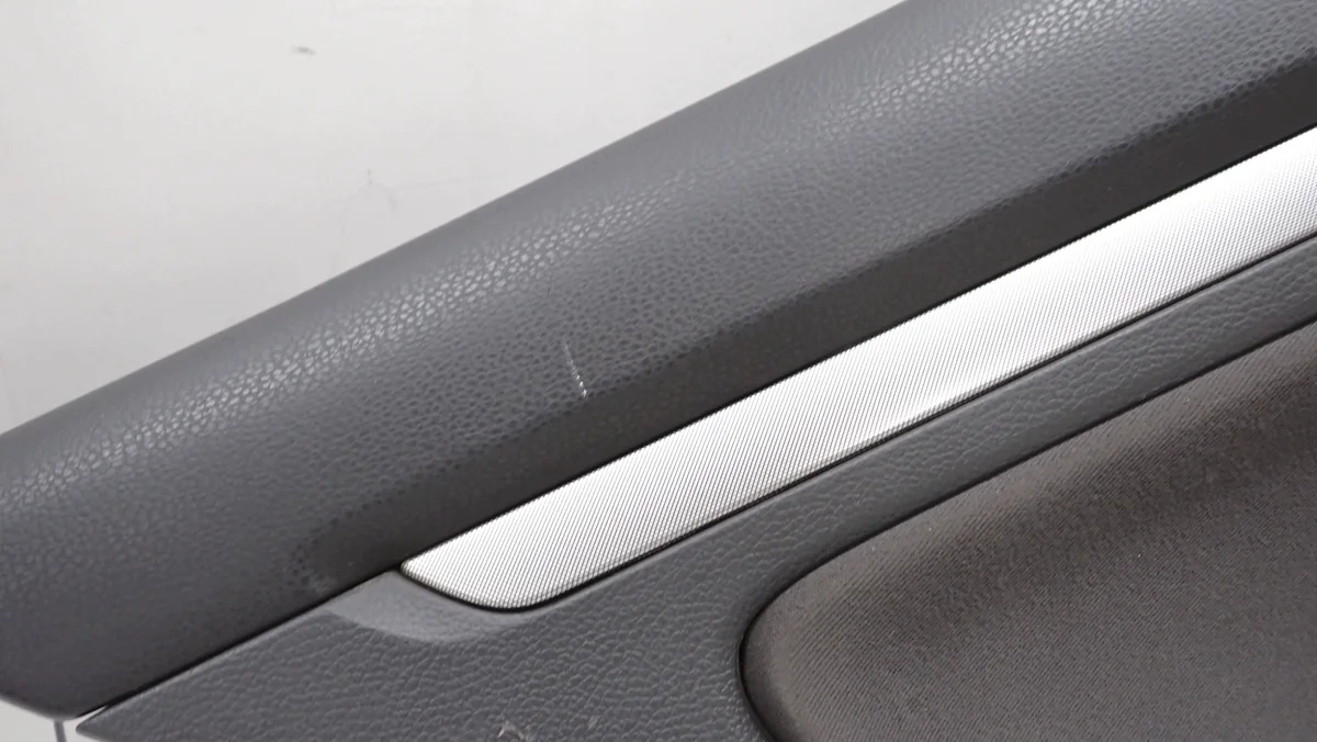 Deurpaneel links achter VW Golf V Kombi image 4