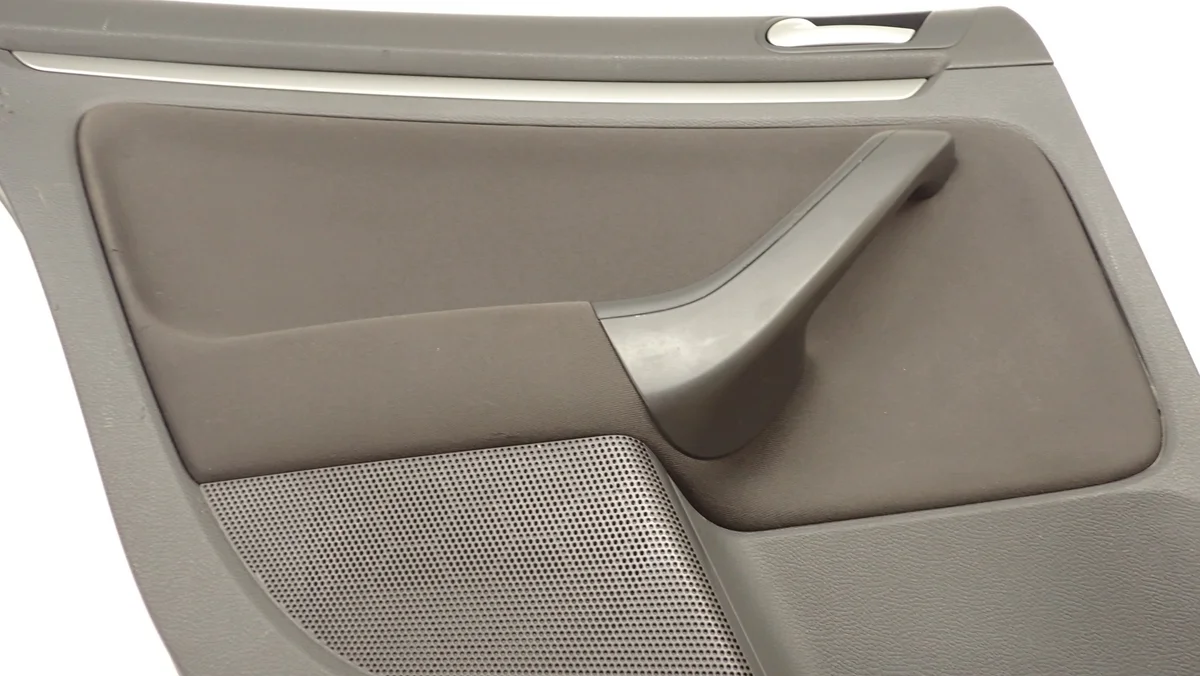 Deurpaneel links achter VW Golf V Kombi image 6