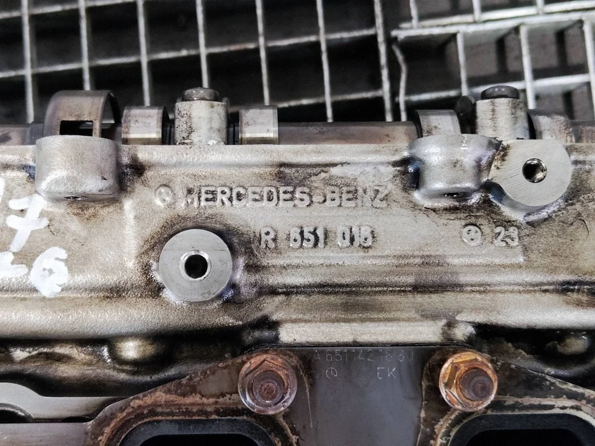 Moottorin sylinterikansi R651016 Mercedes W176 image 8