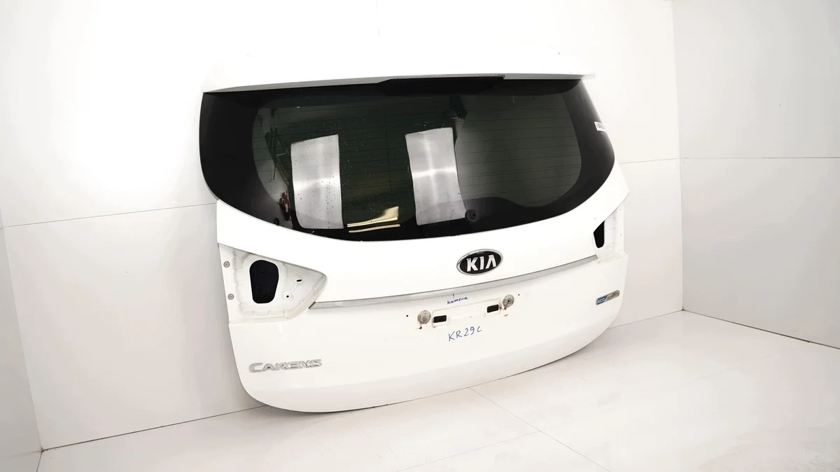 Portón Kia Carens IV 2013-2016 Usado image 5