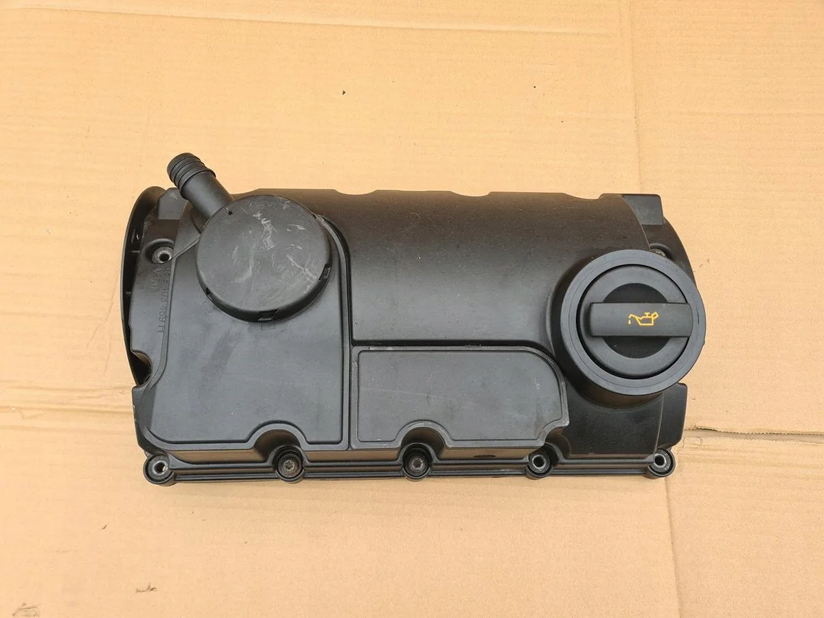 Copertura Valvole VW Passat B6 Skoda Audi 03G103469H