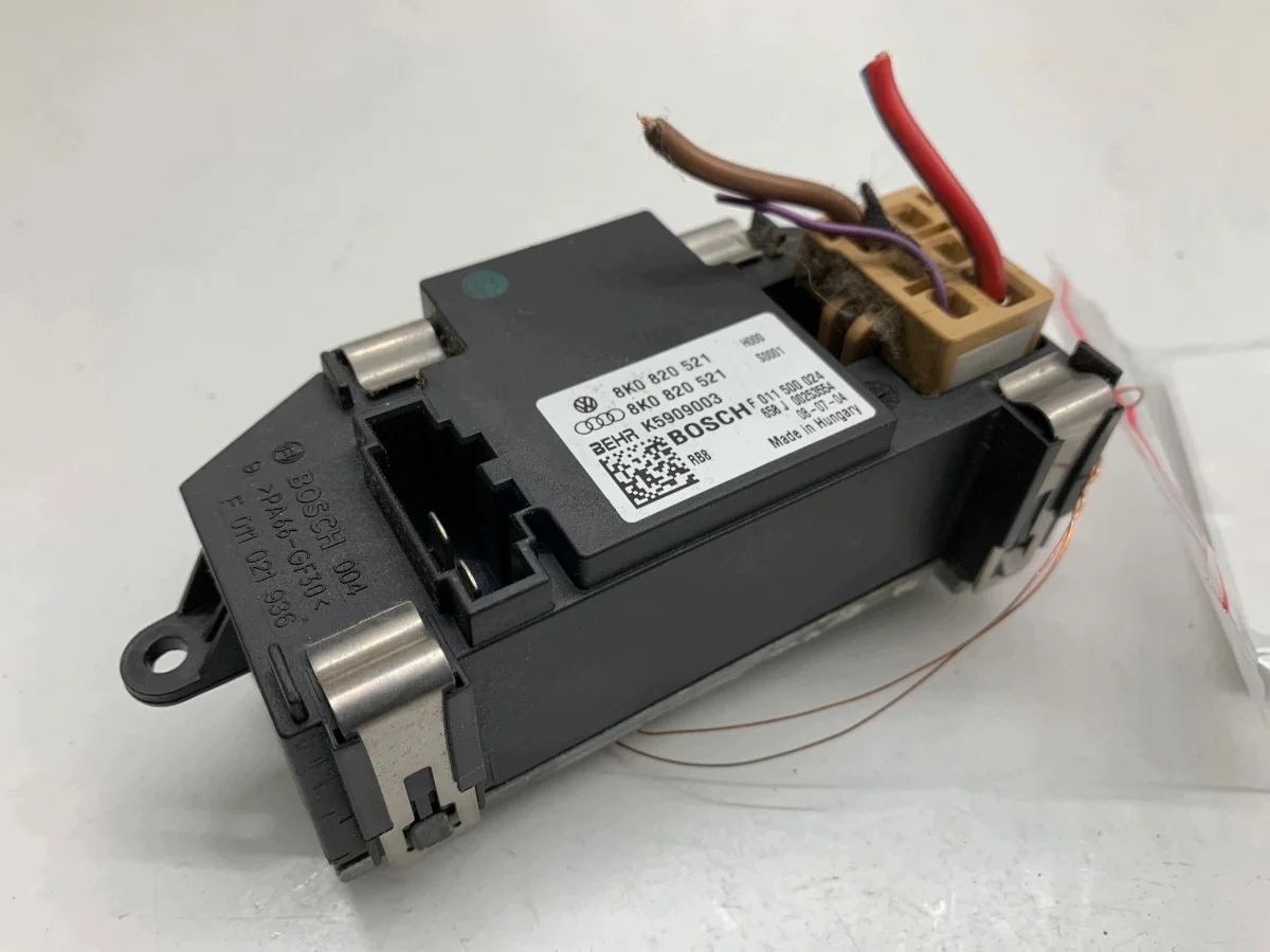 Resistor Audi A4 B8 8K0820521 Usado image 3