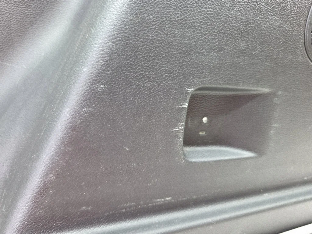 Jeep Cherokee Seitenverkleidung Kofferraum rechts image 10