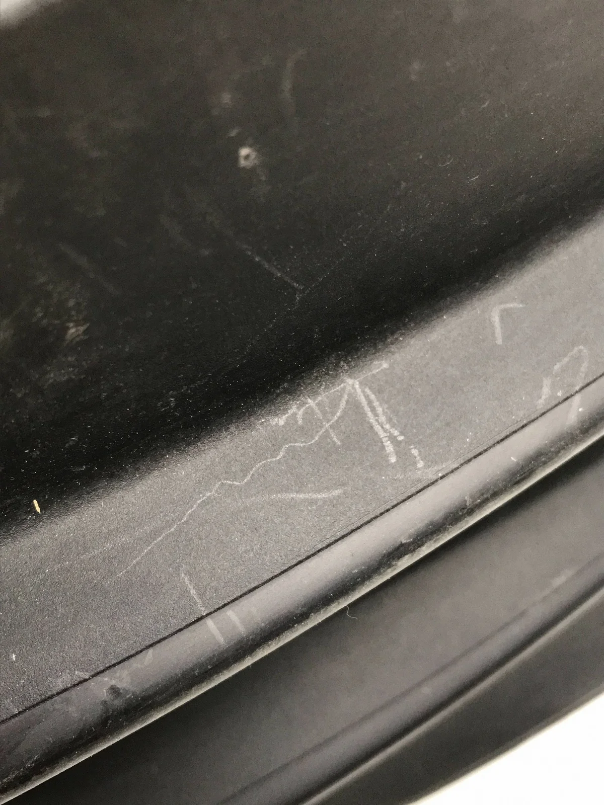 MERCEDES EQA W243 etusäleikkö A2438859203 image 4