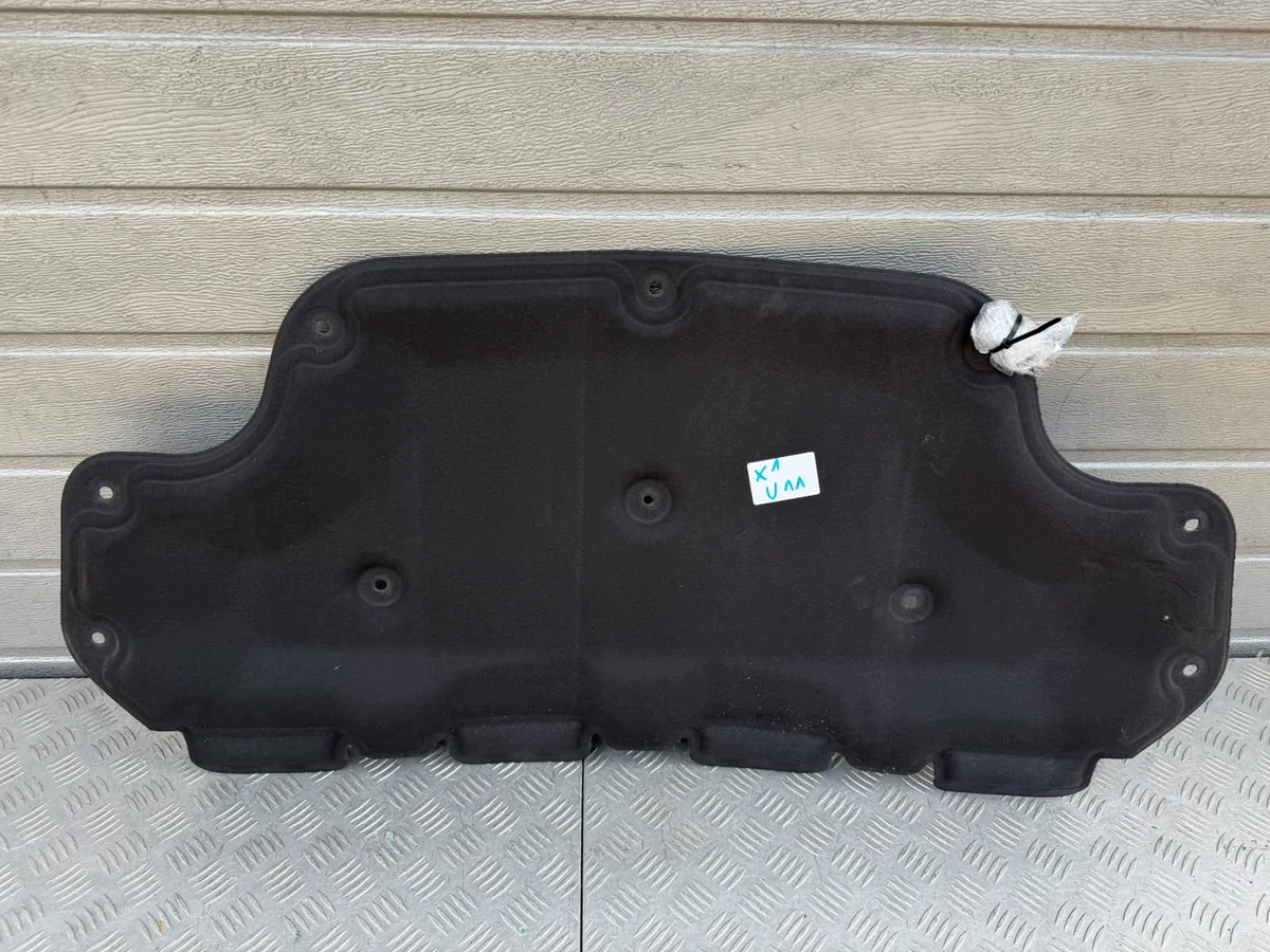 BMW X1 U11 Insonorisation Capot Tiges