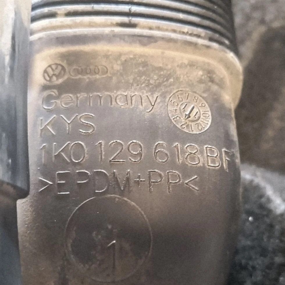 Conduit d'air SEAT LEON II 1K0129618BF image 4