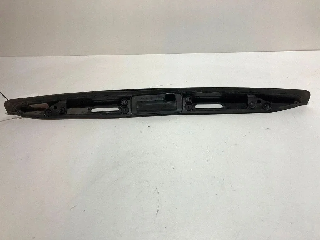 Volvo V50 2009 Verkleidung Heckklappe 30753025 image 4