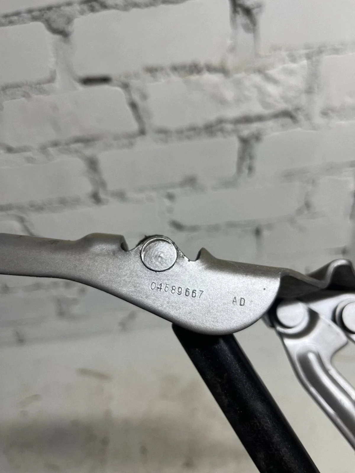 2015 Dodge Challenger Trunk Hinge - Left image 6