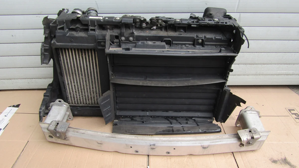 OPEL CORSA F 1.5 DIESEL Renfort Avant