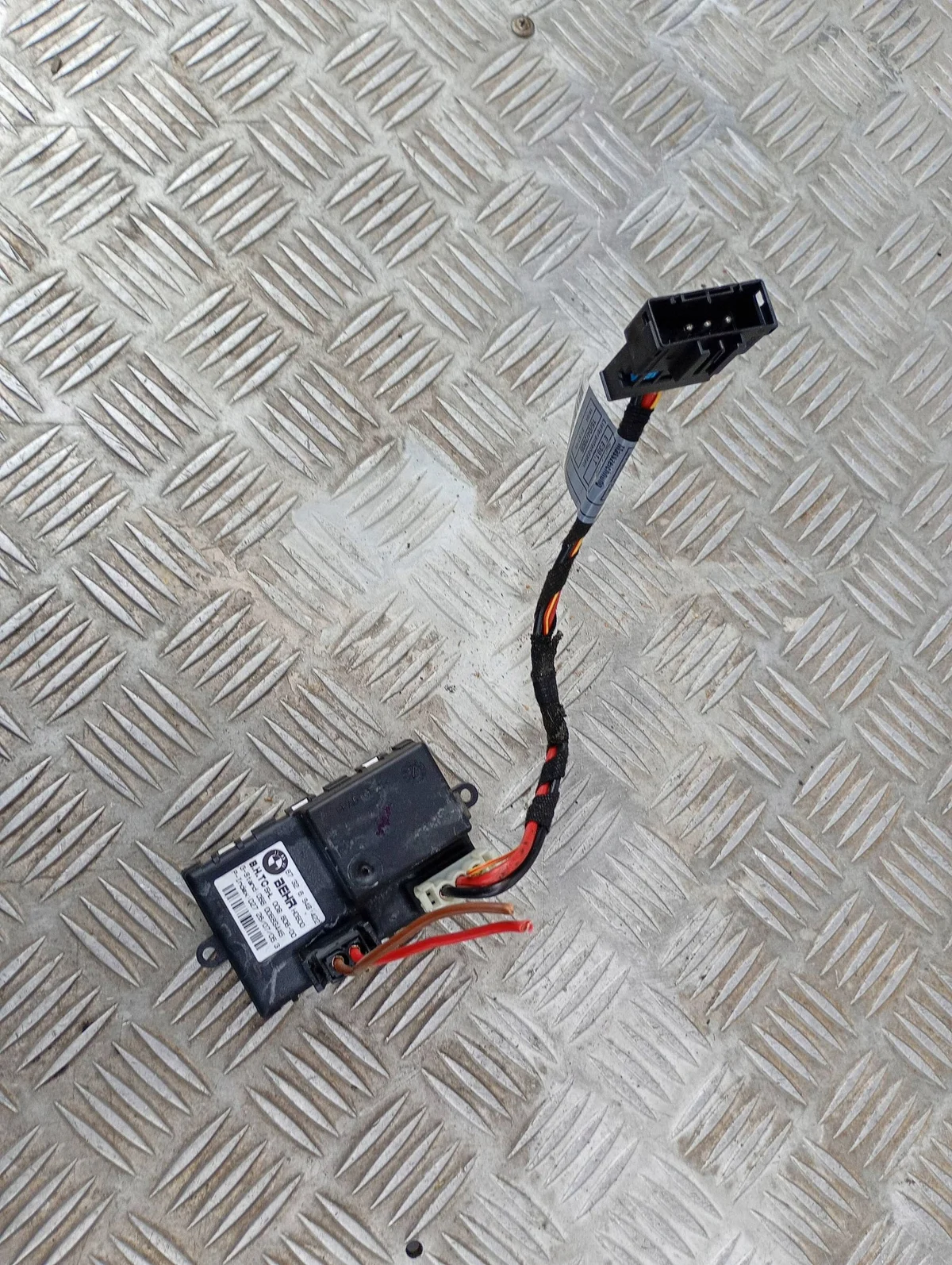 Résistance ventilateur BMW 5 E60 E61 67326948422