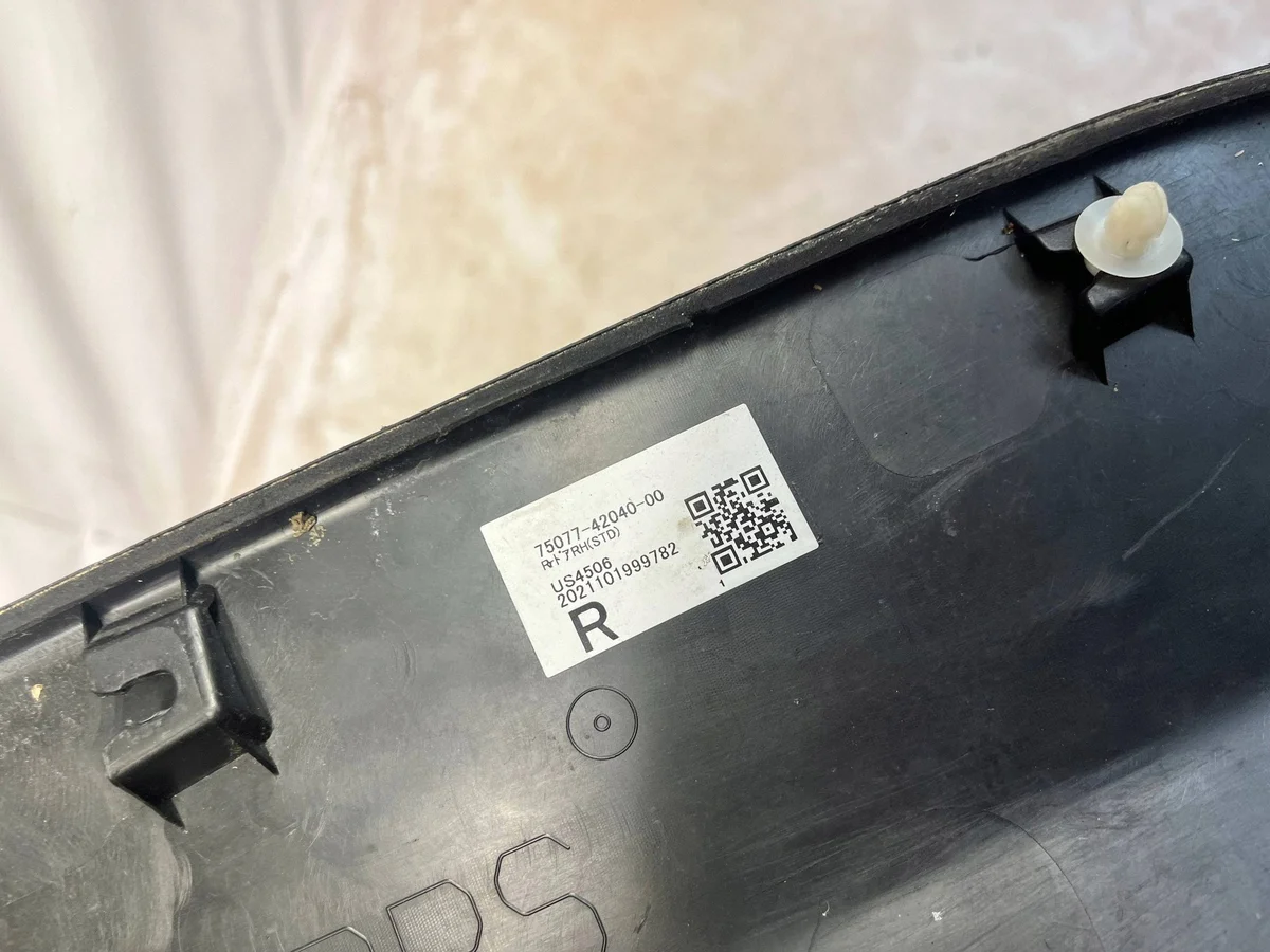 Türleiste hinten Toyota RAV 4 (XA50) 75077-42040-00 image 5