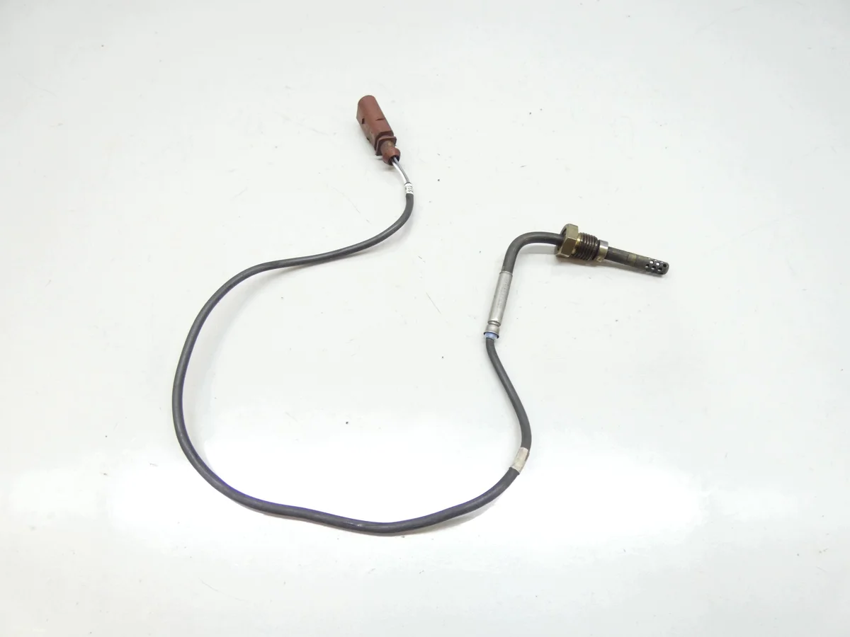Pakokaasuanturi VW Passat B6 2.0 TDI 03G906088