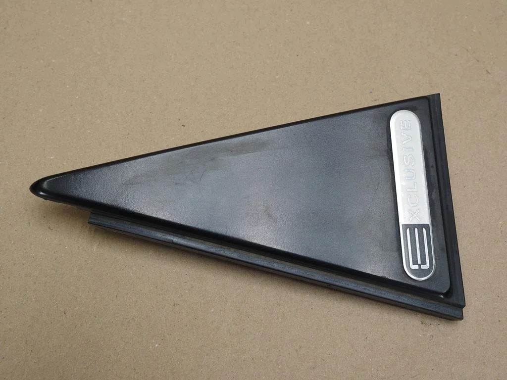 Emblème porte arrière droite Citroën C5 I image 6