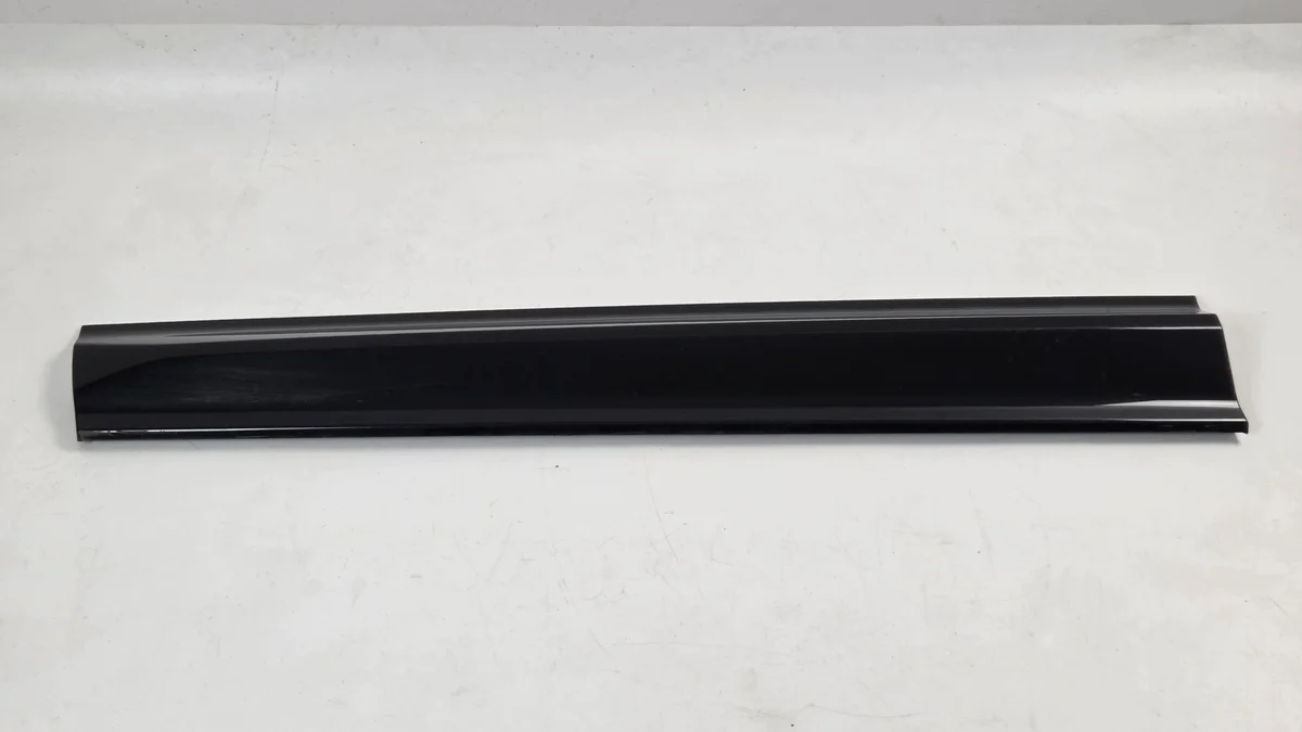 Moldura Porta Dianteira Esquerda Volvo XC60 II