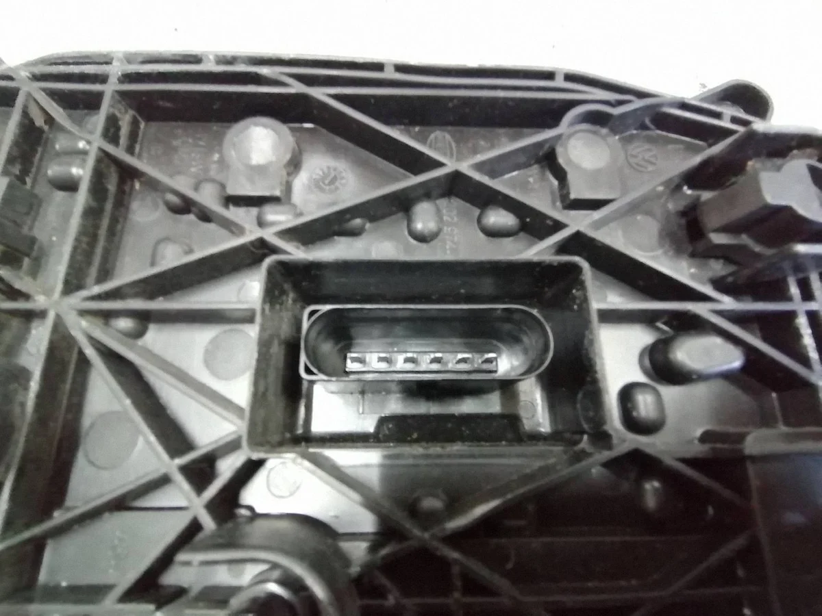R4 VW Transporter T6 Feu Arrière Gauche image 3