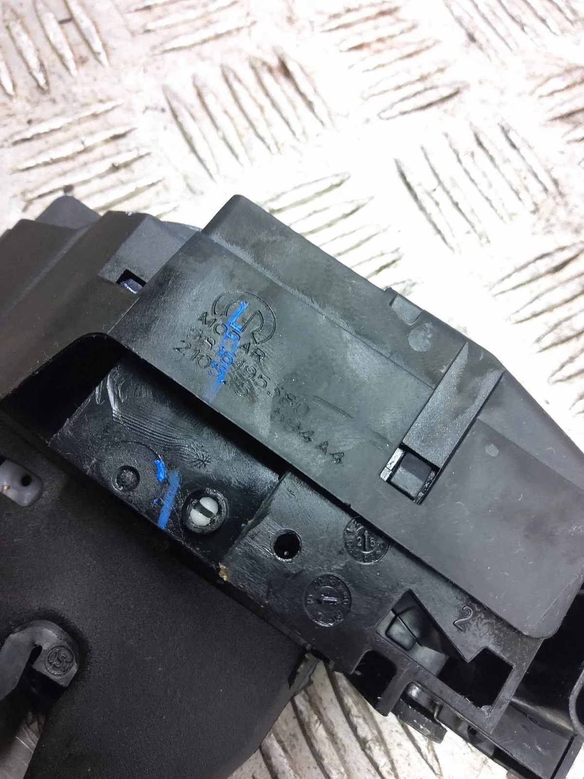 Serrure hayon Opel Corsa F 9816195380 image 7