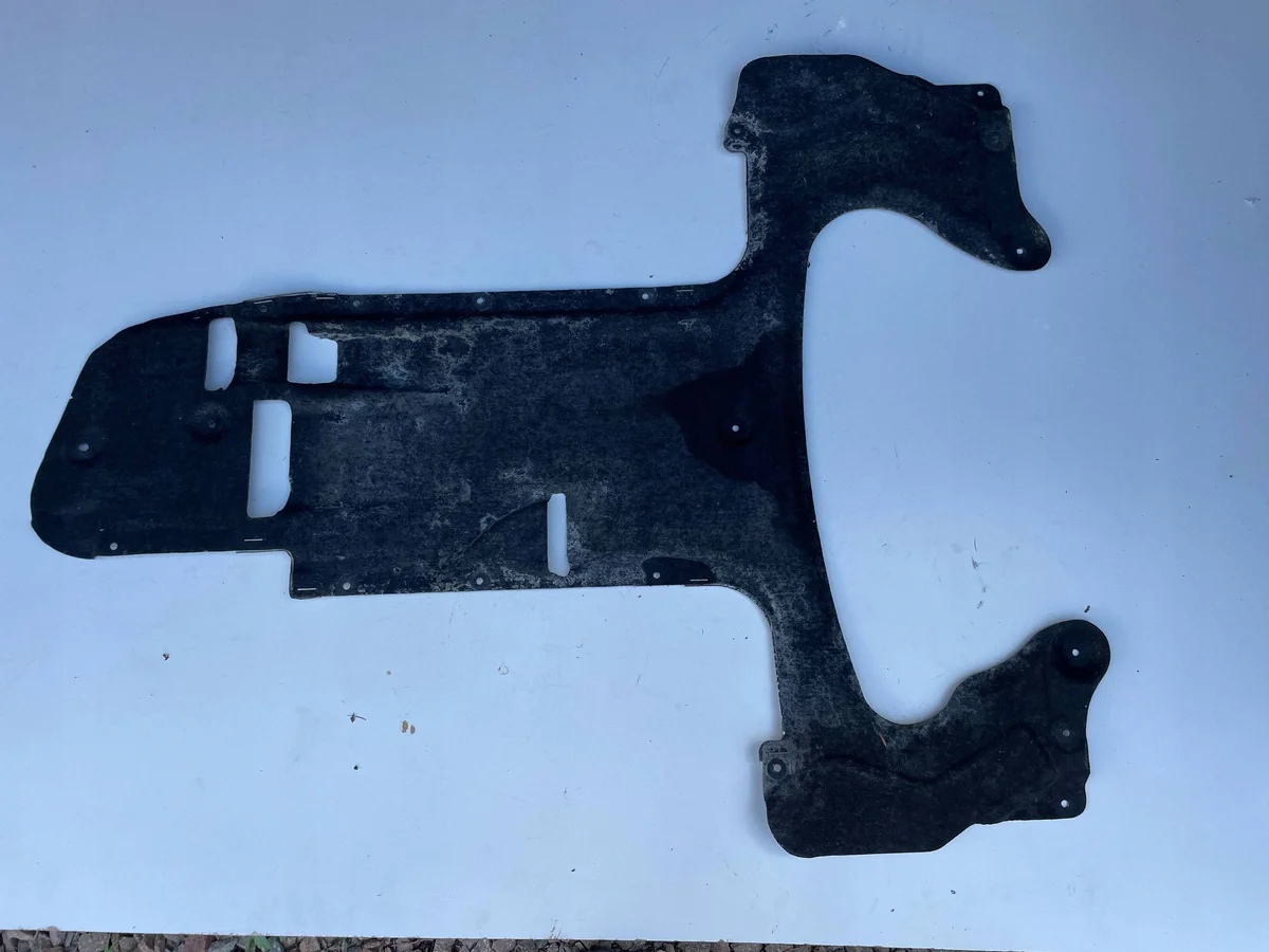 BMW 5 F10 F11 Underbody Shield 7185029