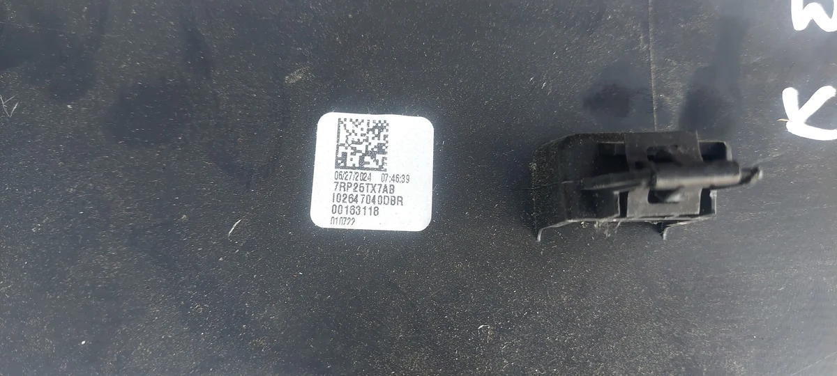 JEEP GRAND CHEROKEE WL 21 22 KLAPPE image 3